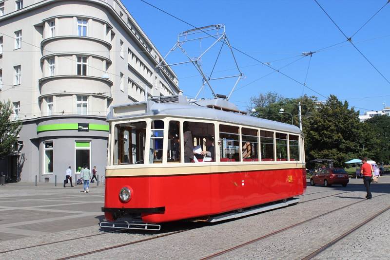 Opravená tramvaj vyjela do ulic.