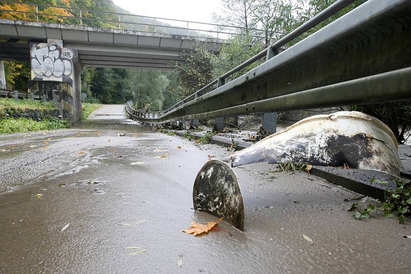 Brno 16.10.2020 - řeka Svitava mezi Bílovicemi nad Svitavou a Adamovem