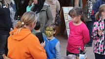 Foto z loňského ročníku oblíbené halloweenské akce v brněnské zoo. Letos mohou lidé sledovat přímý přenos na facebooku i instagramu.