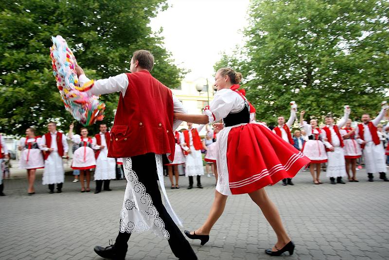 Hody na náměstí ve Šlapanicích.