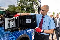 Slavnostní uvedení vodíkového autobusu do zkušebního provozu s cestujícími v Praze.