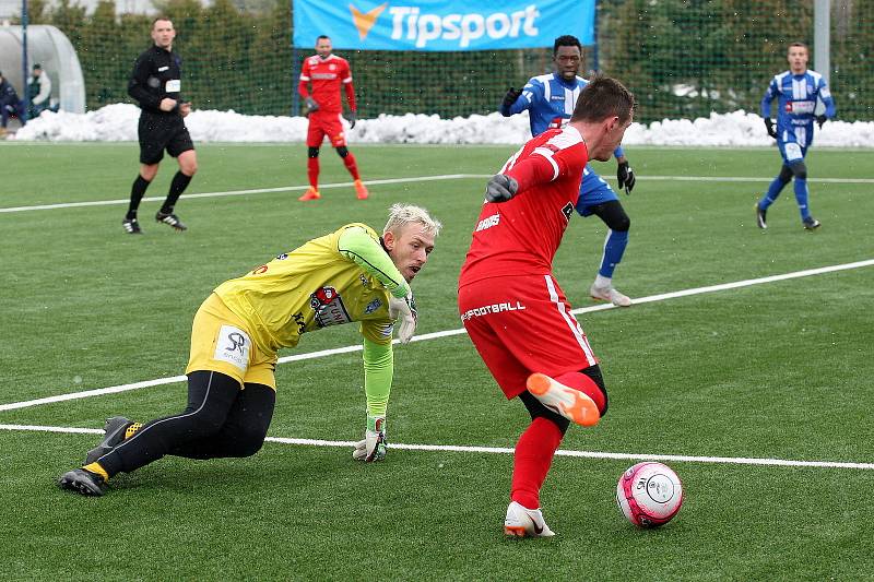 Zápas Tipsport ligy mezi 1. SC Znojmo (modrá) a FC Zbrojovkou Brno (červená).