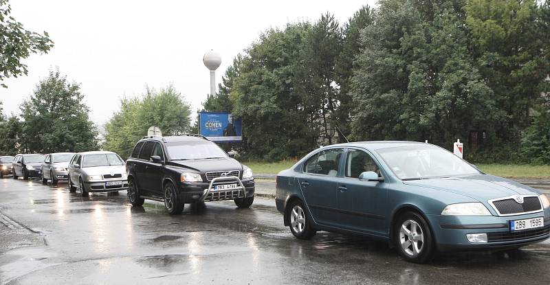 V pondělí začala poslední etapa oprav průtahu městem. Úplně uzavřené tentokrát zůstanou dvě z hlavních ulic, po nichž vedou hlavní dopravní tahy.