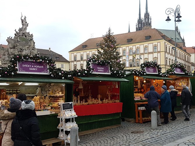 Vánoční trhy na Zelném trhu a Moravském náměstí v Brně