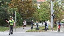 Na Kolišti unikal plyn. Policie musela řídit provoz.