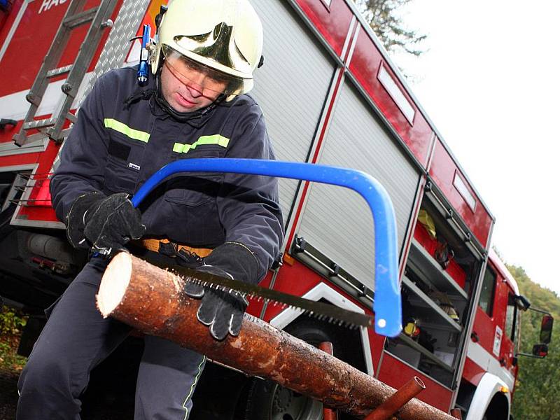Soutěž hasičských dovedností ve Vranově u Brna.