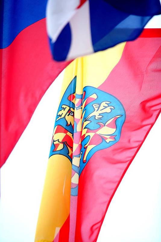 Oslavy výročí příchodu věrozvěstů Cyrila a Metoděje nejen mší, ale také vyvěšením moravské vlajky.