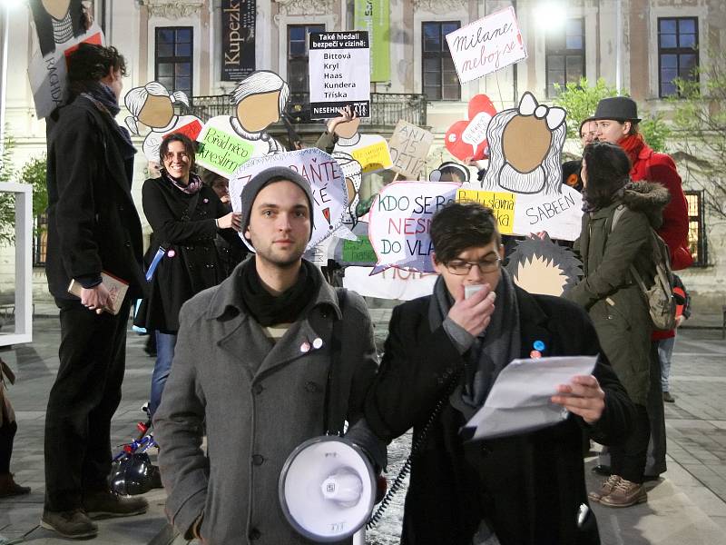 Demonstrace za přijetí syrských uprchlíků do České republiky.