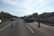 Hromadná nehoda na dálnici D1 na 199. km ve směru na Prahu.