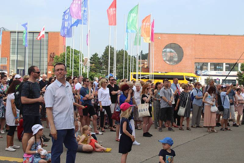 Zvuky oslav, přání všeho nejlepšího i hudebních vystoupení se v sobotu rozléhaly Brnem hned ze dvou míst. Své kulaté, sté narozeniny totiž slavily dvě brněnské univerzity, Masarykova a Mendelova.