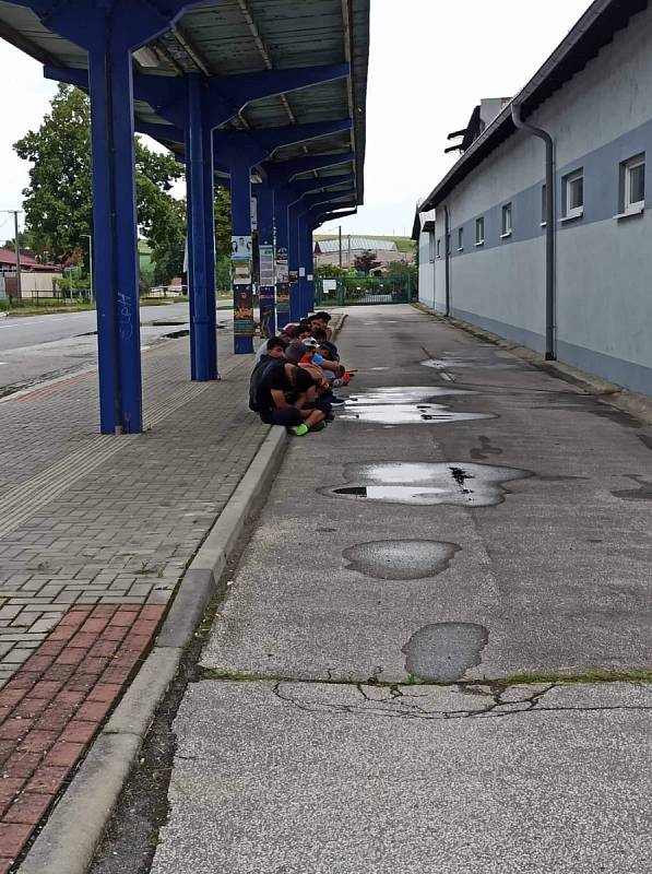 Policisté na jižní Moravě během soboty zajistili 44 nelegálních migrantů.