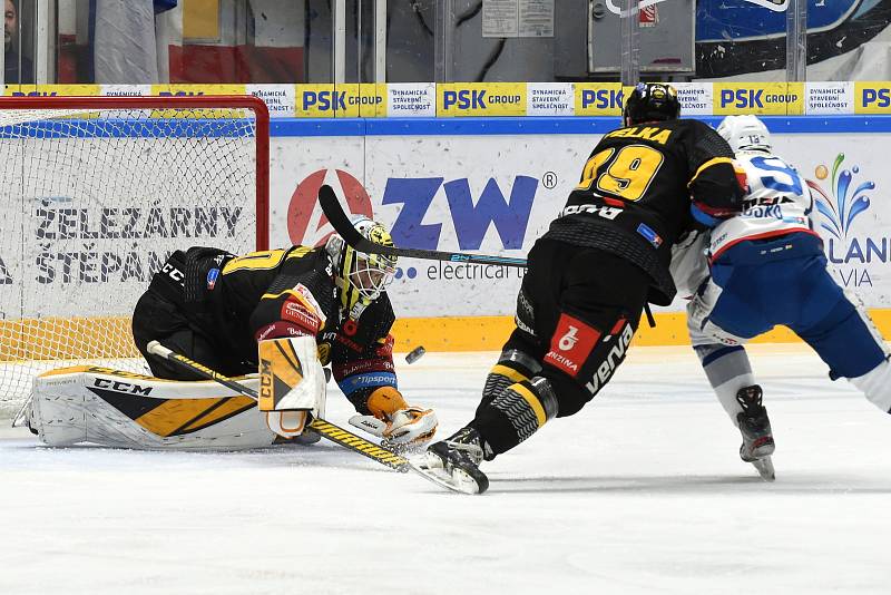 Brno 26.1.2020 - domácí HC Kometa Brno v bílém proti HC Litvínov (David Honzík)