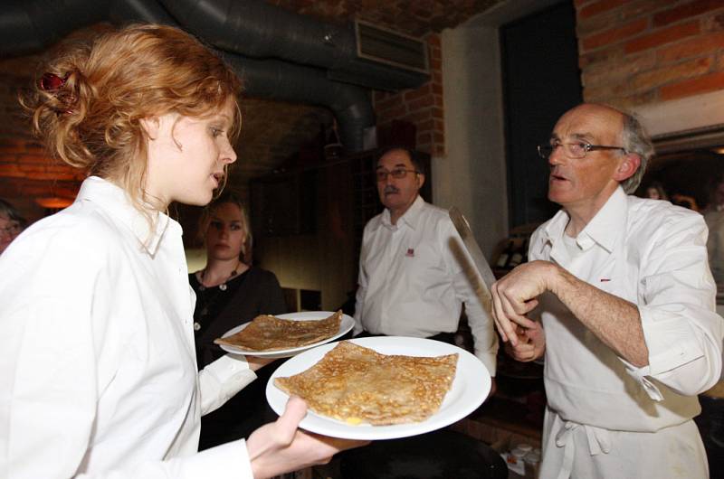 Gastronomický večer festivalu Bonjour Brno 2008 v restauraci La Bouché.