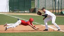 Basebaloví Draci v utkání s Technikou.