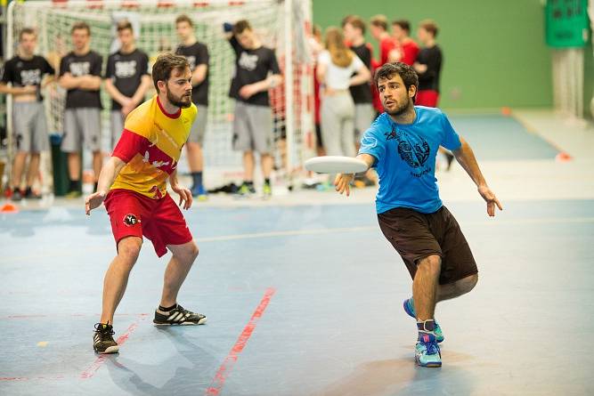 Loňské halové mistrovství České republiky v ultimate frisbee.