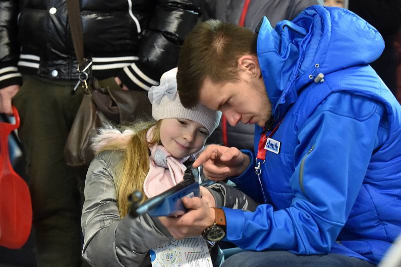 Závěr soboty na Olympijském festivalu v areálu brněnského výstaviště.