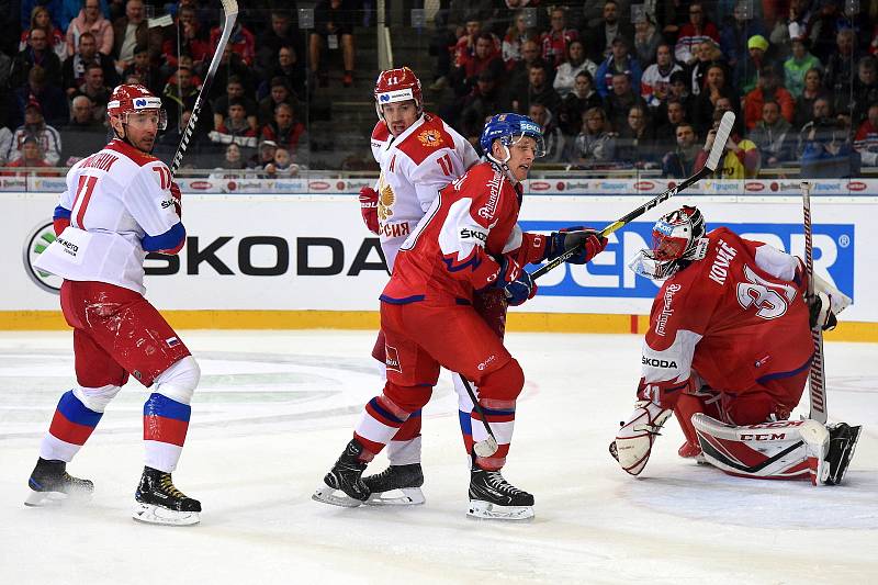 Carlson Hockey Games v brněnské DRFG aréně mezi Českem v červeném a Ruskem.