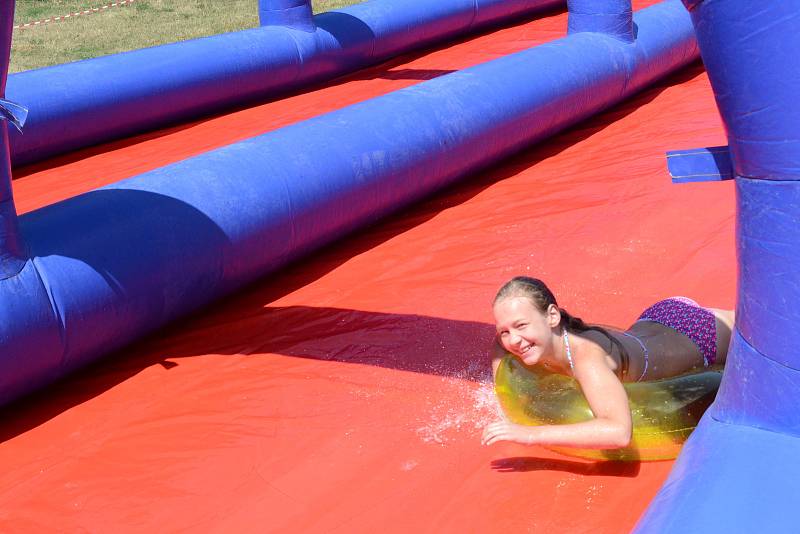 Megaskluzavka Slide Czech na brněnské Kraví hoře.