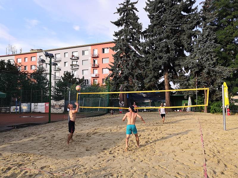 Memoriál Marka Těšíka v beachvolejbale ovládli Radek Štěpán a Bořivoj Hojgr.