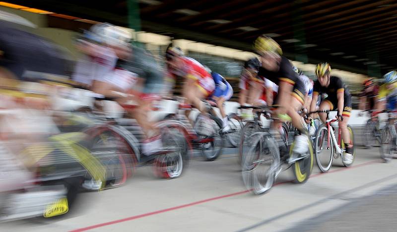 Mezinárodní bodovací závod na 500+1 kolo v brněnském velodromu. Vítězství slavil cyklista Martin Bláha.
