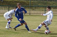 V generálce na jarní část sezony líšeňští fotbalisté (v bílém) remizovali s Jihlavou 1:1.