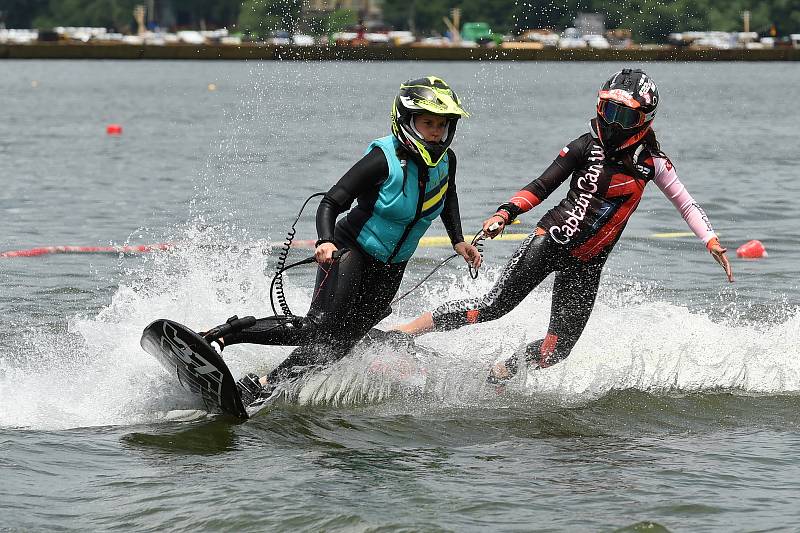 Závody seriálu MotoSurf WorldCup na Brněnské přehradě.