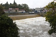 Brno 16.10.2020 - řeka Svratka a splav v Komíně