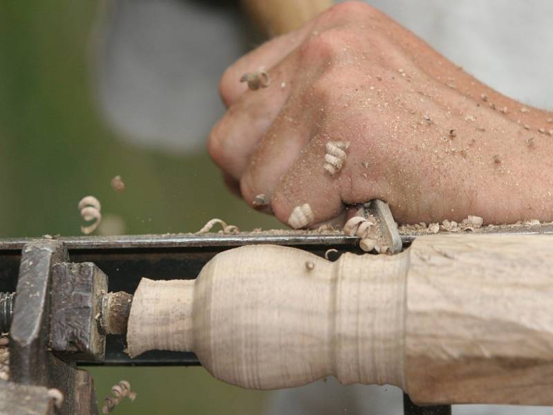 K vidění byla i výroba dřevěných nástrojů.