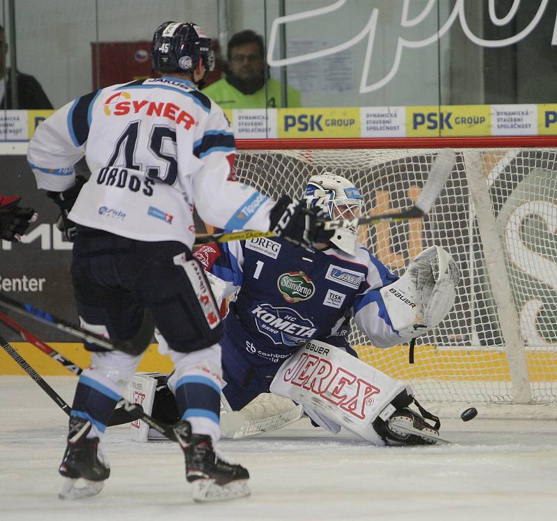 Hokejisté brněnské Komety si v desátém kole extraligy smlsli v repríze dubnového finále na Liberci, když zvítězili jasně 7:2.