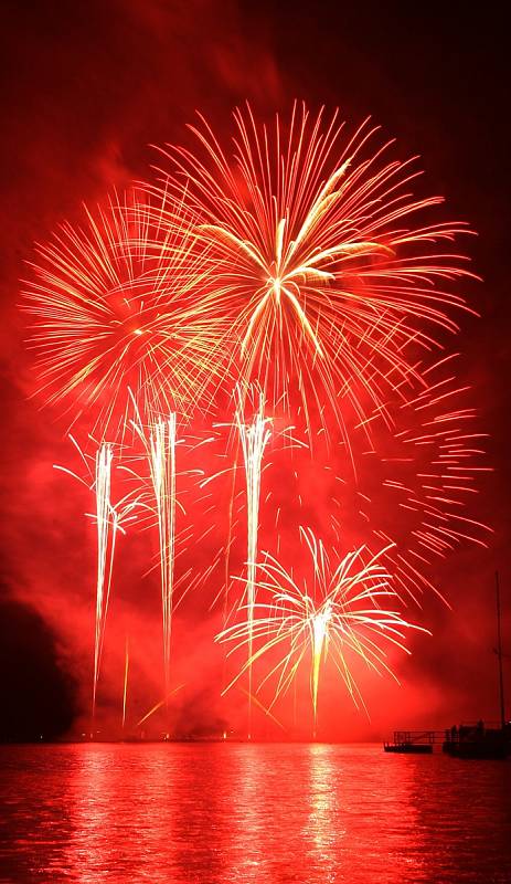 Populární festival ohňostrojů Ignis Brunensis letos oslaví pětadvacet let od založení. Na snímku ročník 2011.