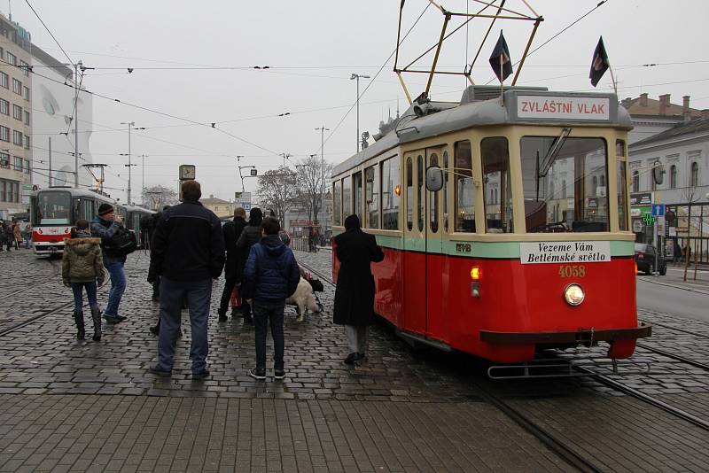 Starší snímek tramvaje 4MT.