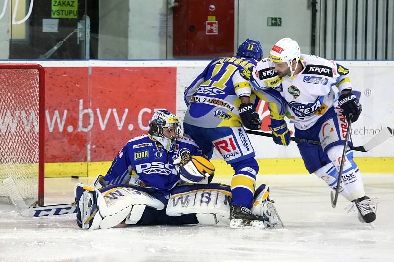 Brněnští hokejisté ve 45. extraligovém kole doma nestačili v derby na Zlín. Podlehli mu jednoznačně 0:4
