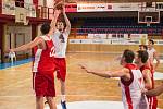 Česká basketbalová reprezentace se připravuje na zářijové mistrovství Evropy  v Brně.