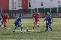 Líšeňští fotbalisté (v červeném) si v přípravě poradili s dalším slovenským druholigistou, Šamorín zdolali 2:1.