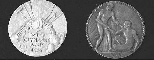 Na olympiádě v Paříži v roce 1924 získal Šupčík zlato ve šplhu a bronz v součtu gymnastických disciplín. Konec života strávil v Horosedlích u Písku, kde má pamětní desku i hrob.