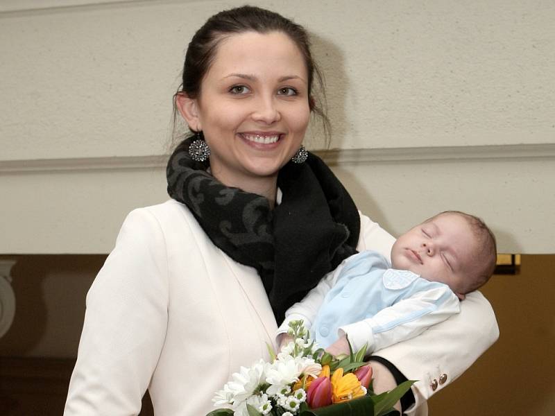 Minutu po silvestrovské půlnoci Kryštof Mlčoch, který přišel na svět ve vyškovské nemocnici.