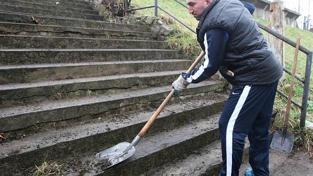 Brigáda na stadionu Za Lužánkami.