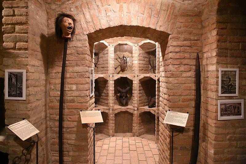 Muzeum mučicích nástrojů a útrpného práva v brněnském paláci Padowetz.
