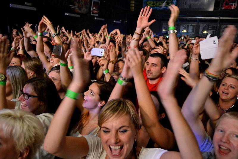 Pražská kapela Mig 21 odehrála ve středu a ve čtvrtek večer očekávaný podzimní dvojkoncert v brněnském klubu Fléda. 