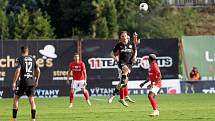 Fotbalisté Zbrojovky Brno (v červeném) doma podlehli Bohemians 1905.