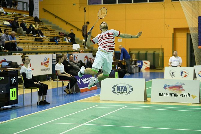 Brněnský badmintonista Adam Mendrek se chystal na olympijskou kvalifikaci v Asii.