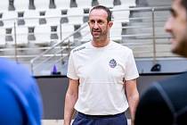 Nový trenér brněnských basketbalistů Chris Chugaz z Řecka.