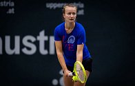 Tenistka Barbora Krejčíková má za sebou v Austrálii už první zápasy.