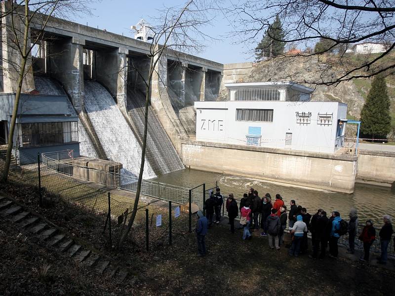 Den otevřených dveří na Brněnské přehradě.