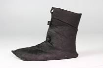 Odborníci ze společnosti Archaia úspěšně zachránili a zrekonstruovali středověkou botu.