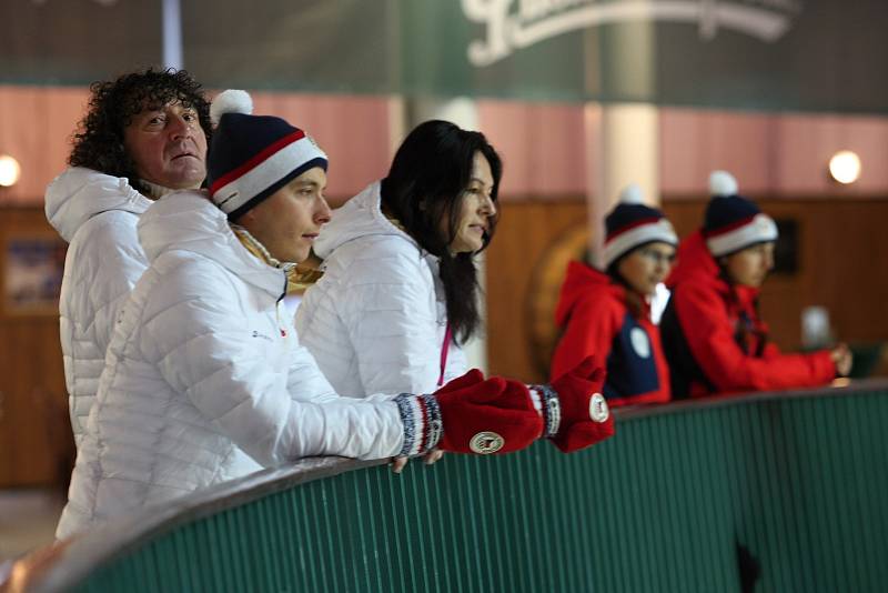 I v neděli ráno se scházejí stovky nadšenců na Olympijském festivalu v Brně podpořit české reprezentanty v Koreji.