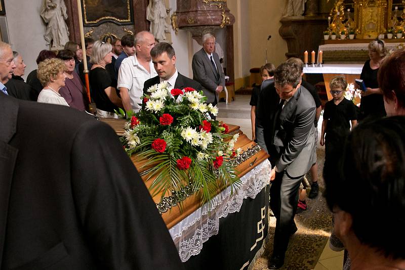 Pohřeb Vladimíra Koudelky v Troubsku
