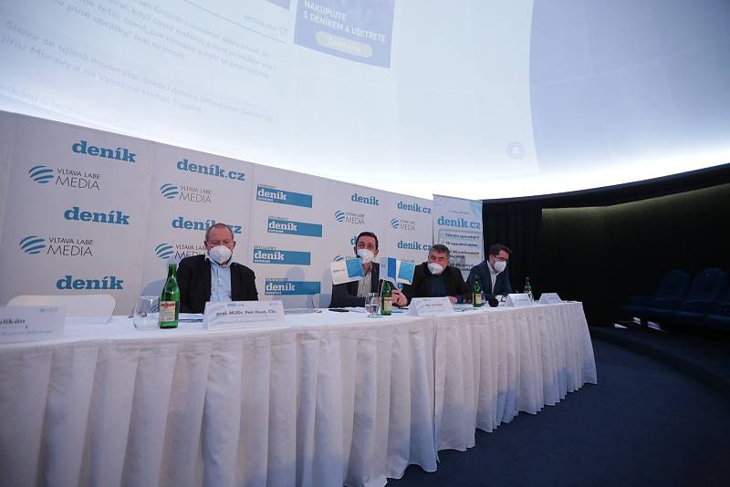 Debata Deníku Setkání s hejtmanem Janem Grolichem v brněnské hvězdárně a planetariu.