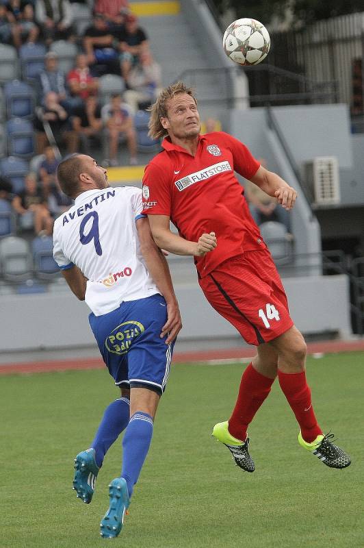 Už za šestnáct minut přípravného utkání vedlo domácí Znojmo v derby nad Zbrojovkou o tři branky. Takové vedení už lídr druhé nejvyšší soutěže nepustil a zvítězil 4:2.