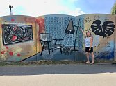 Plot Retro muzea Na statku u cyklostezky k Olympii vyzdobilo v sobotu graffiti pětašedesát umělců.
